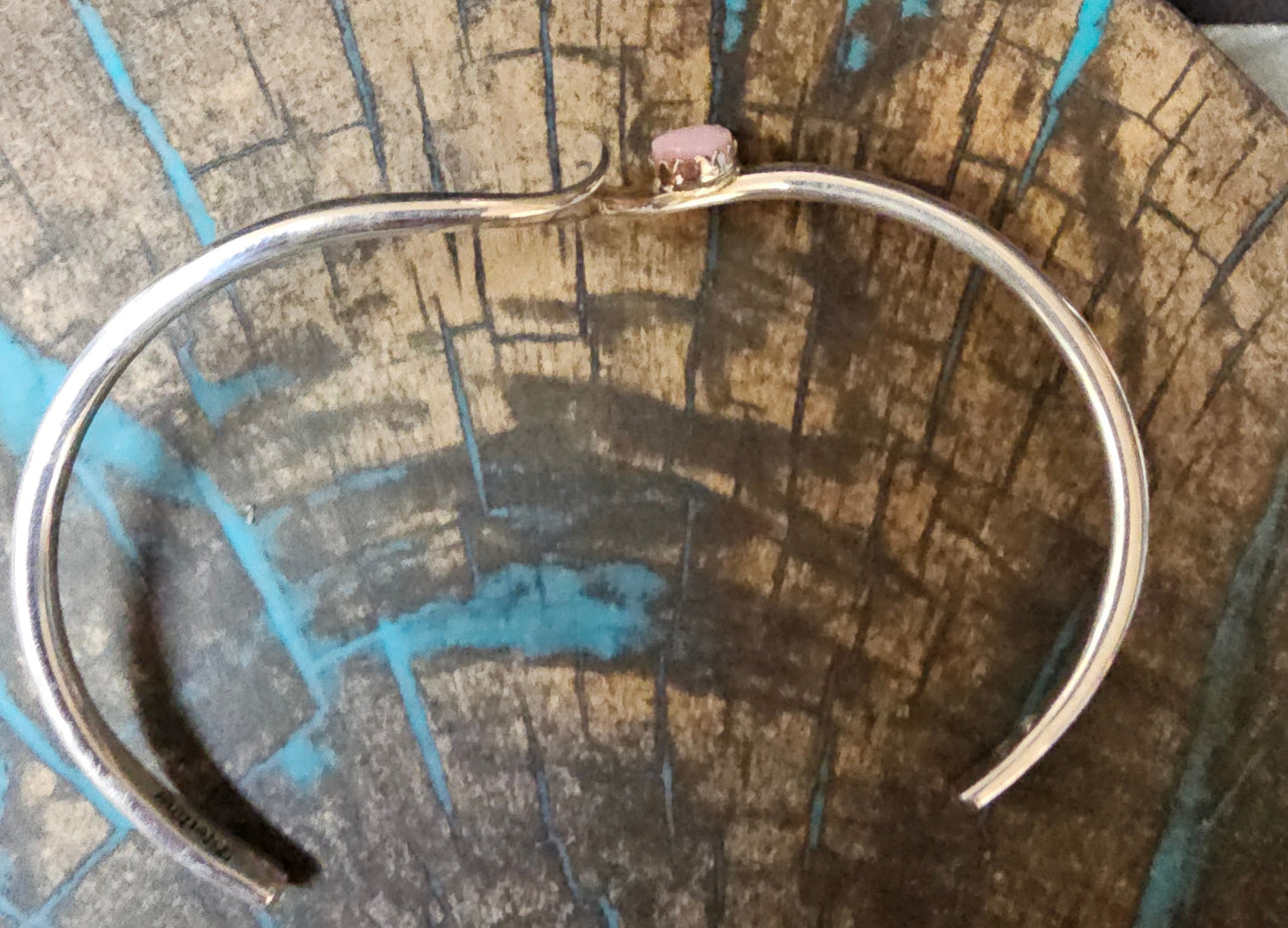 Pink Conch & Sterling Silver Cuff Native American Made & Signed GS