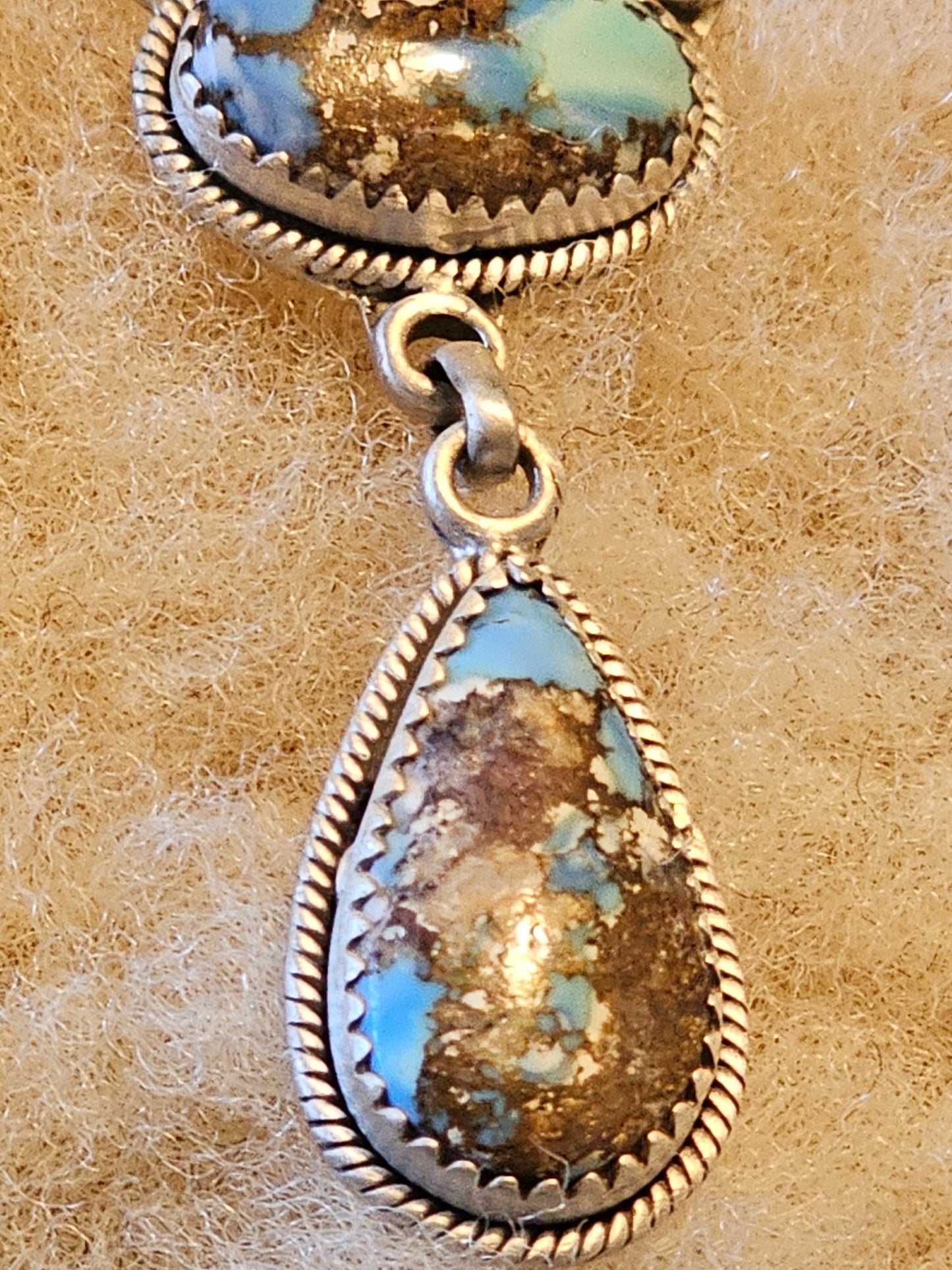 Golden Hils Turquoise Sterling Silver Southwestern Lariart 16 "